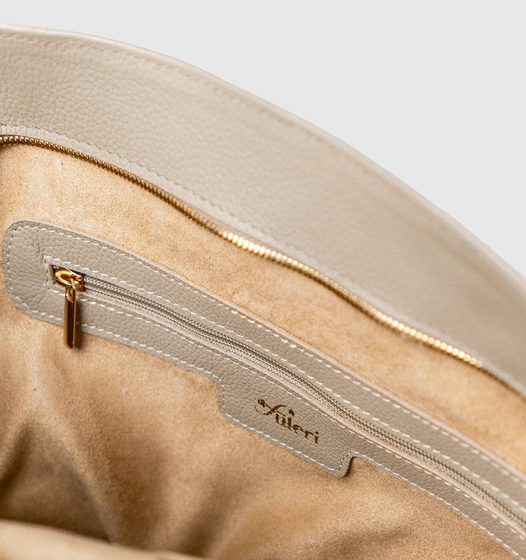 AMARA Convertible Leather Tote Grey, made from luxurious premium leather, Adjustable straps and a spacious interior.